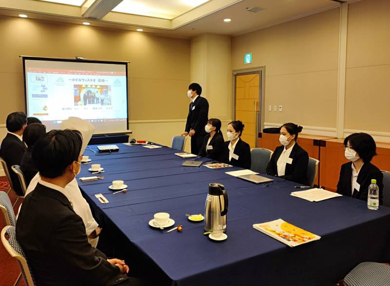 関西国際大学×ホテルヴィスキオ尼崎 コラボケーキを販売について