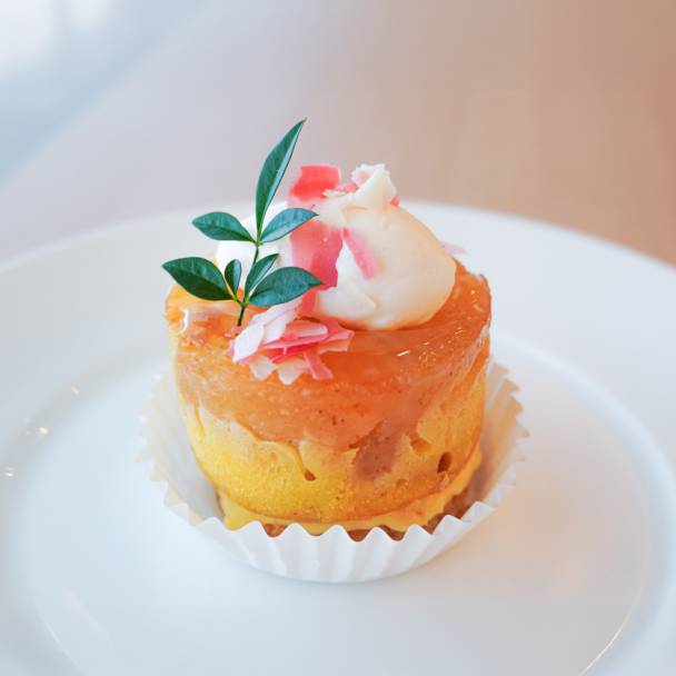 【９～１１月】りんごとくるみのタタン風
